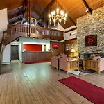 Red Roof Inn & Suites Hazleton